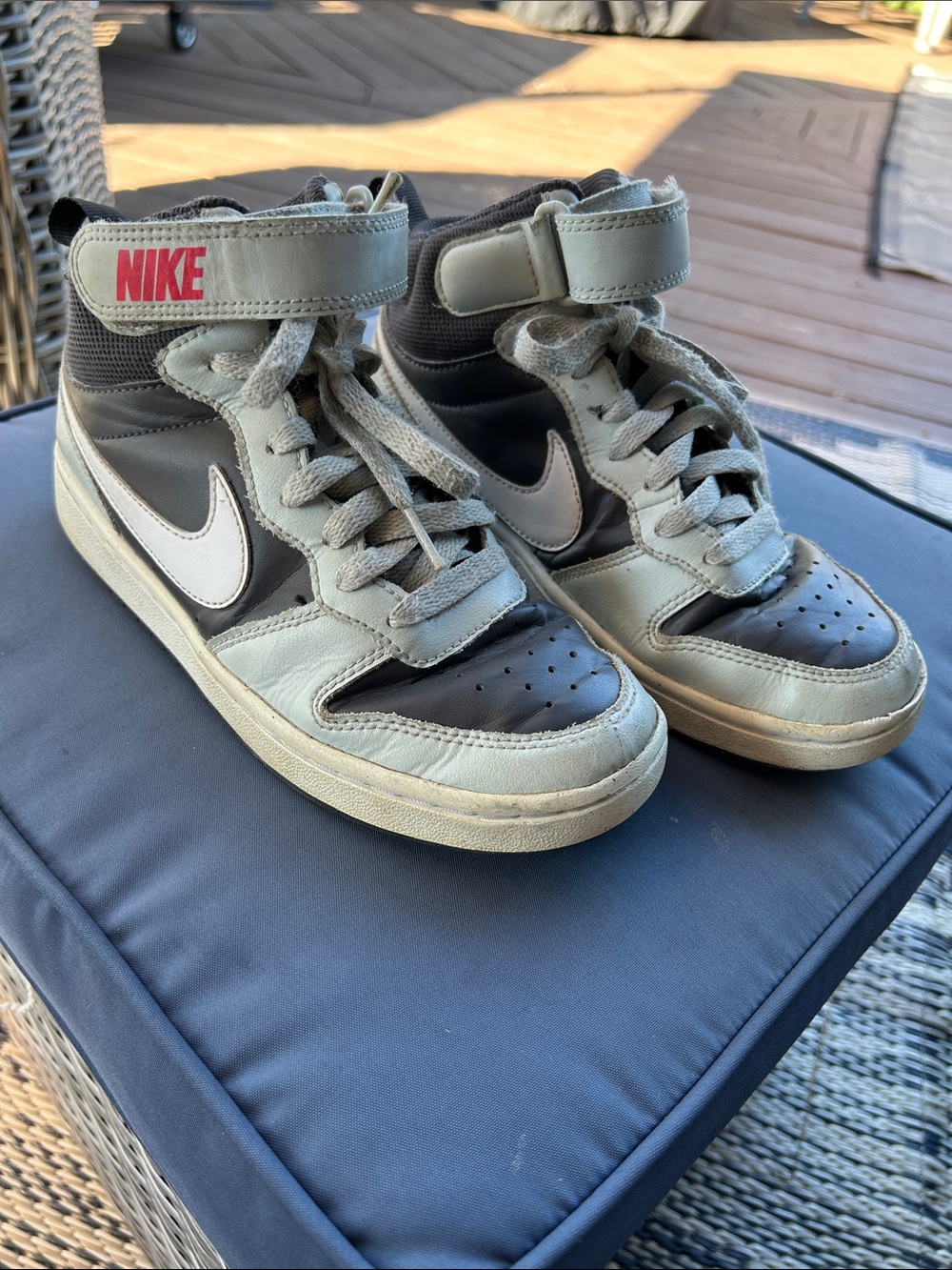 Nike Court Borough 2 Mid Medium Ash Light Silver